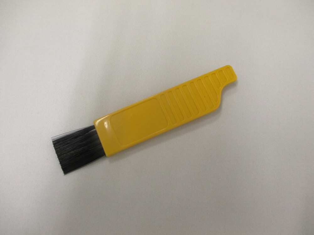 ブラシ（オテイレブラシ）